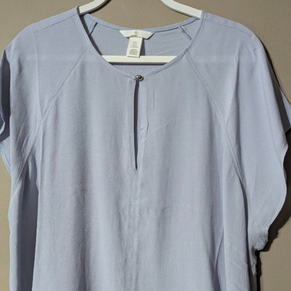H & M short sleeve baby blue blouse XL